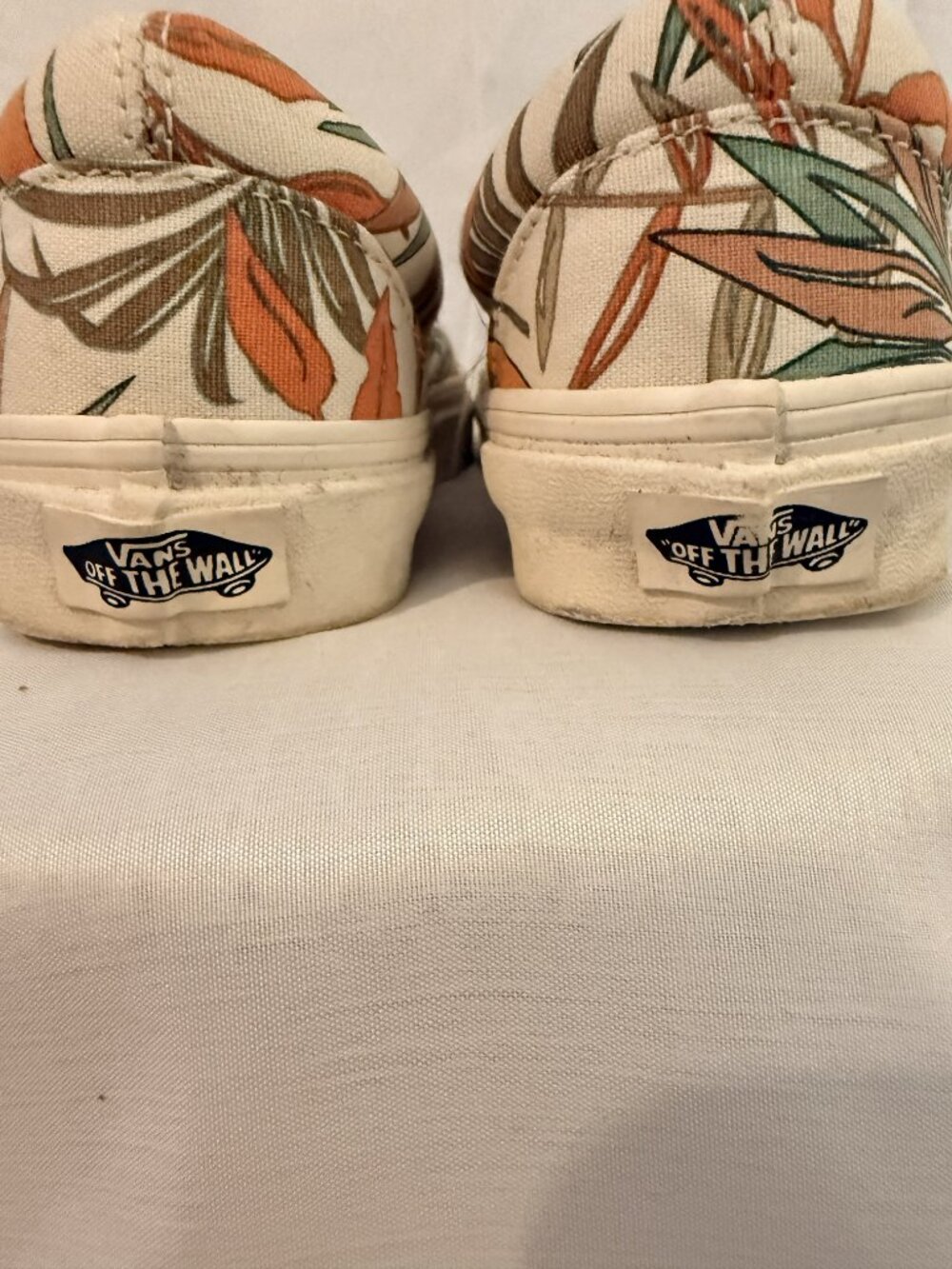 Women's Vans Canvas Slip On - Preowned 5.5 - Picture 3 of 7